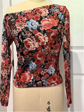 Women's ZESICA Black & Red Floral Off-Shoulder Ruched Lined Mesh Top M
